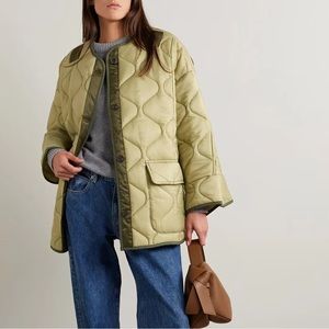 The Frankie Shop - TEDDY QUILTED JACKET - MOSS GREEN